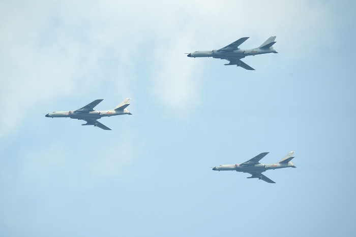 轟6N